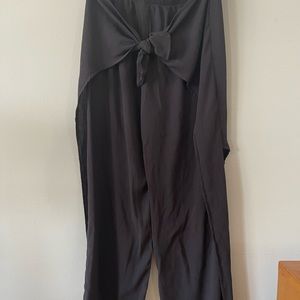 Black front tie harem pants
